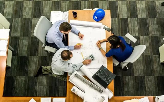 Errores comunes al elegir software fácil de usar y cómo evitarlos
