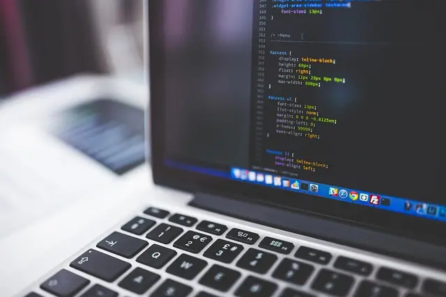 Cómo seleccionar el software fácil de usar más eficaz para tu negocio