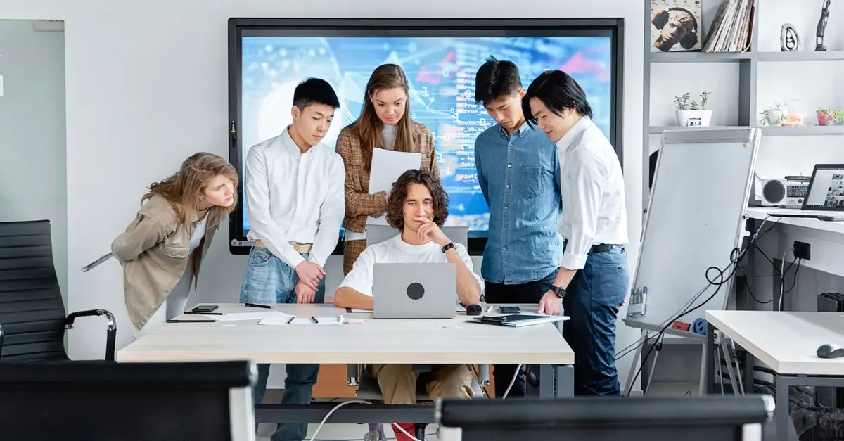 ¿Cómo elegir el software fácil de usar adecuado para tu equipo?