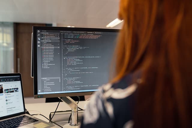 Guía práctica para elegir software fácil de usar en tu empresa